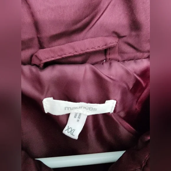 Maurices Solid Zipper Front Vest in Deep Burgundy, Size XXL - Picture 3 of 4